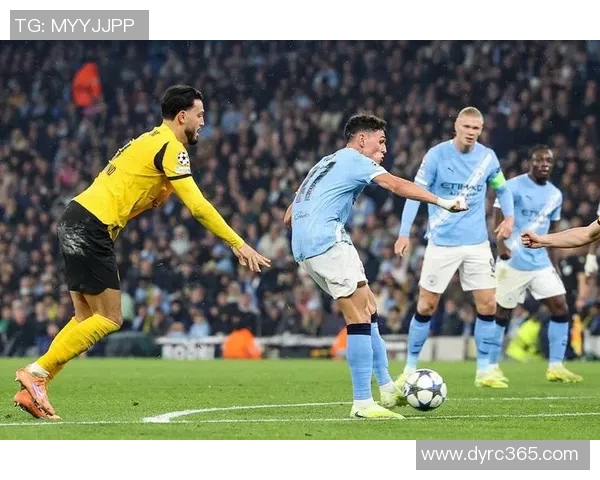 多特蒙德球迷暴力事件引发欧冠禁赛三场及50万欧罚款处罚